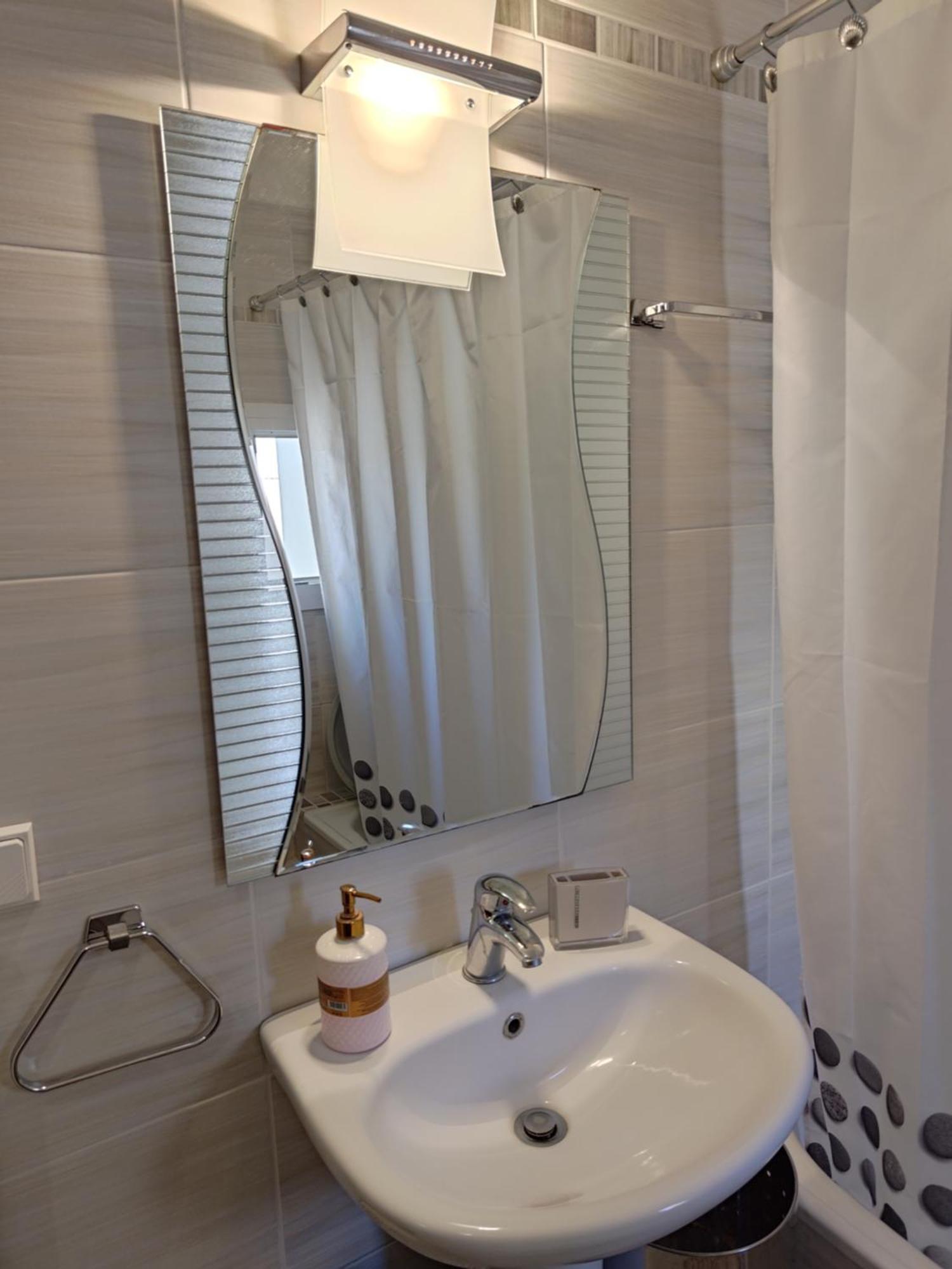 Kateríni Jordan Downtown Apartment & Parking מראה חיצוני תמונה