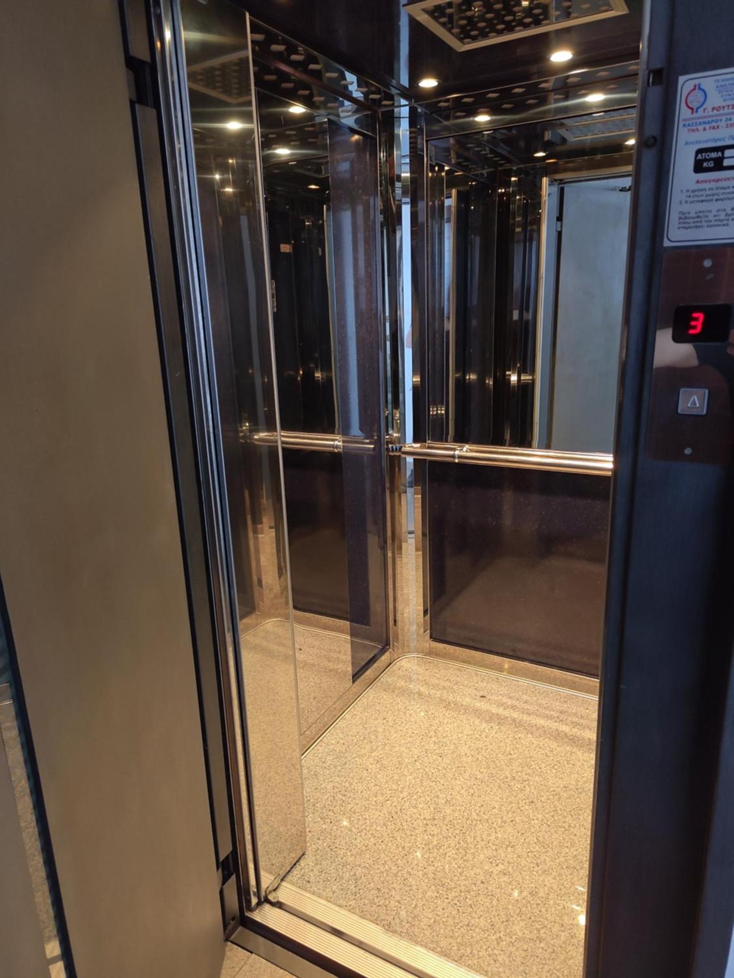 Kateríni Jordan Downtown Apartment & Parking מראה חיצוני תמונה